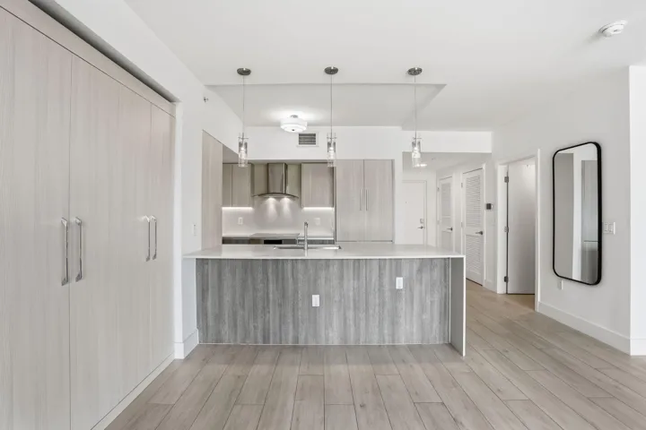 Breakfast bar area