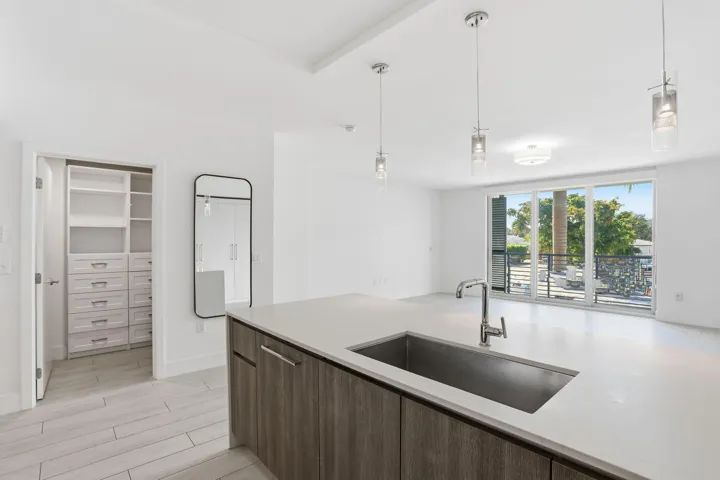 Kitchen sink
