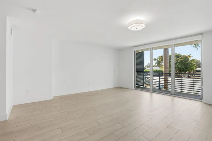 Living area no furniture