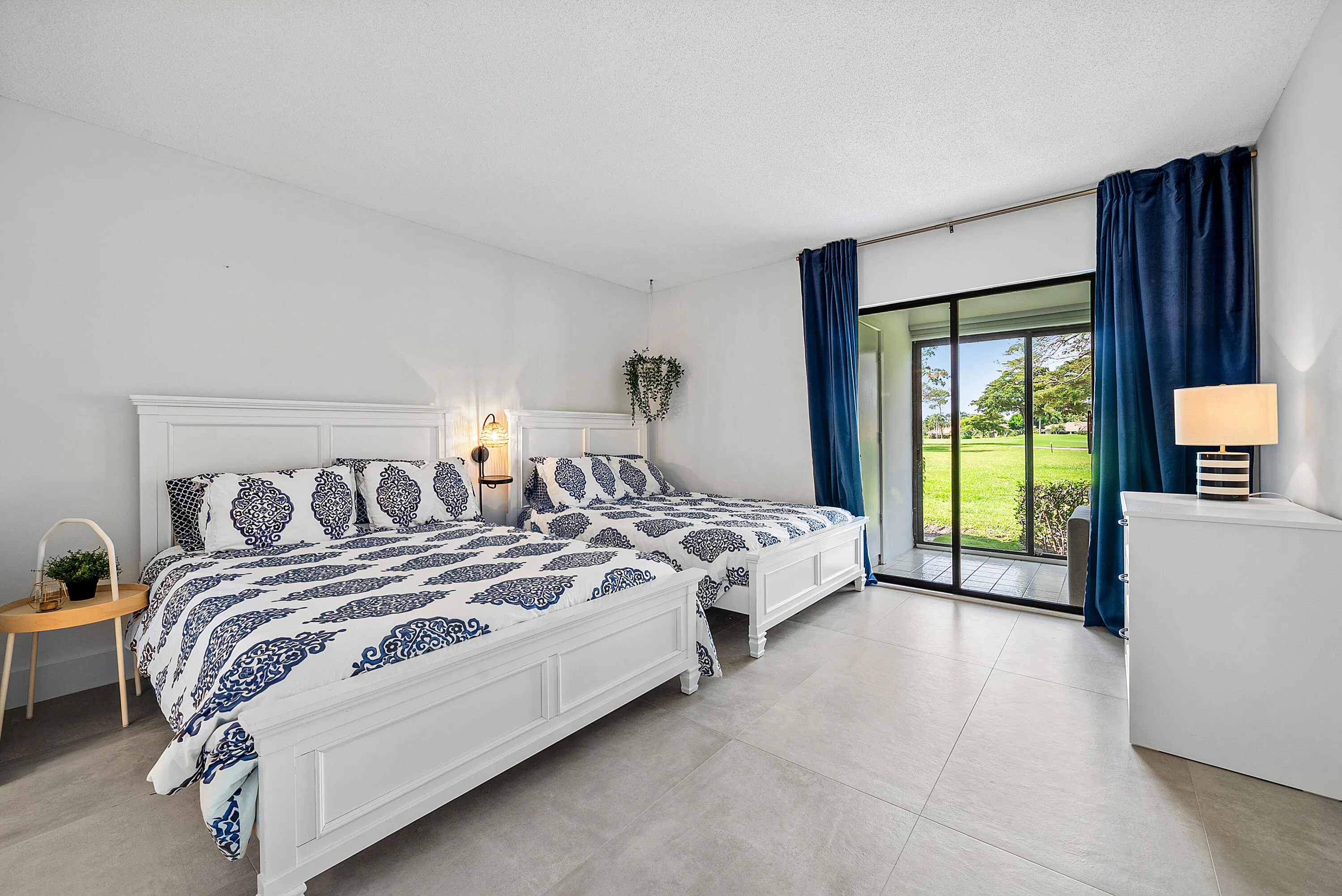 Guest bedroom