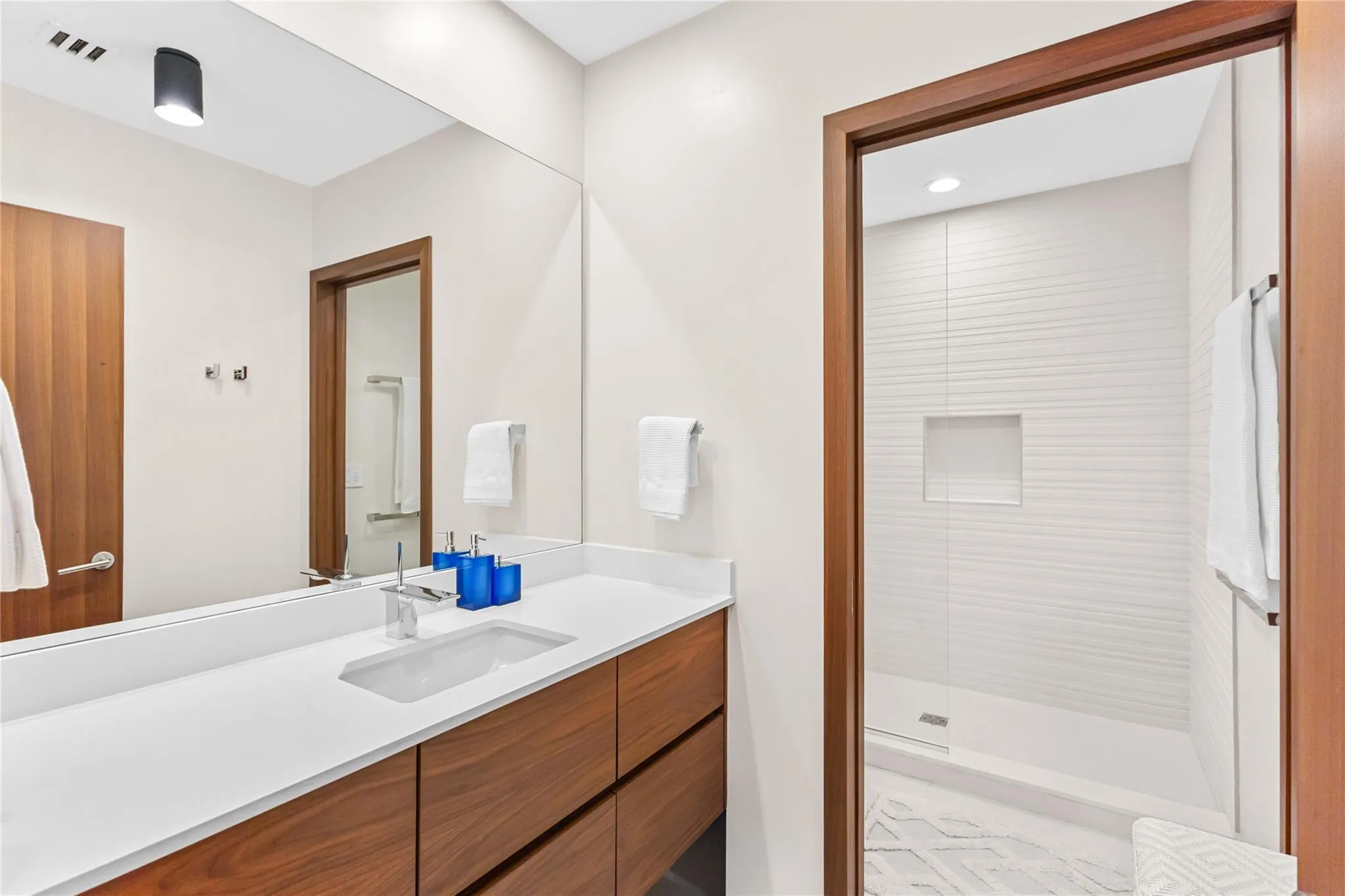 Ensuite Bath #3