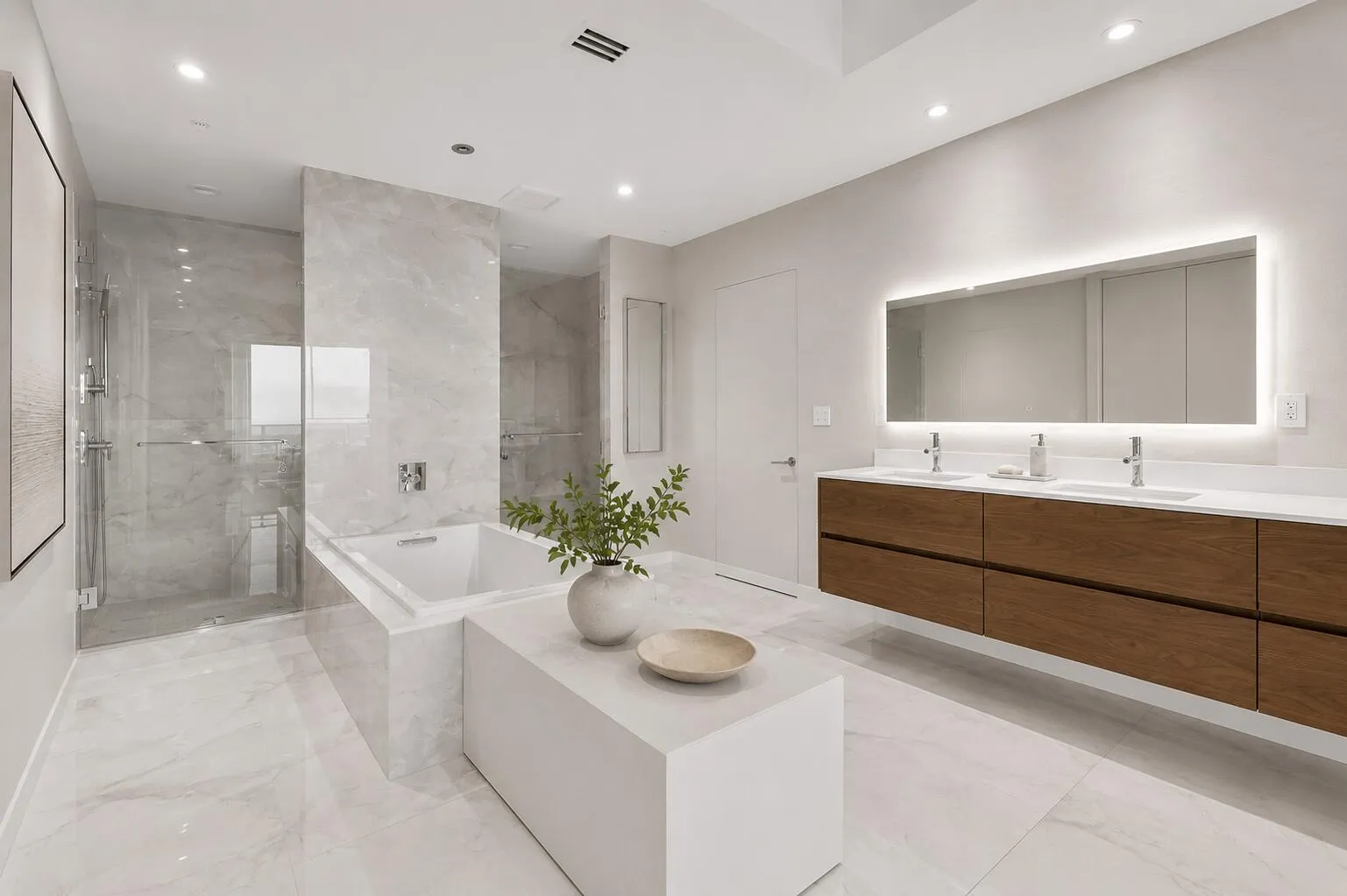 Primary Spa Like Bathroom