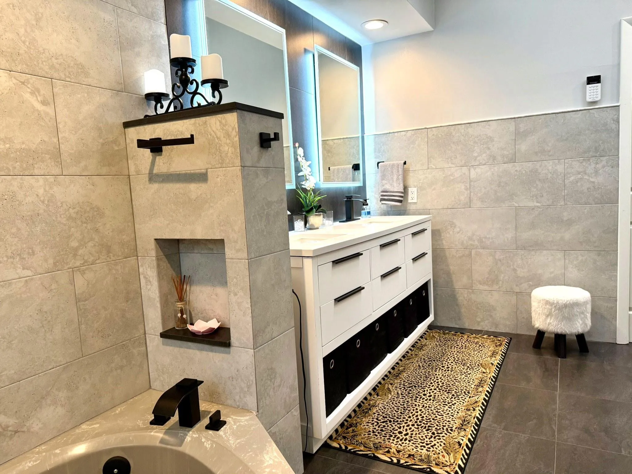 Master Bath