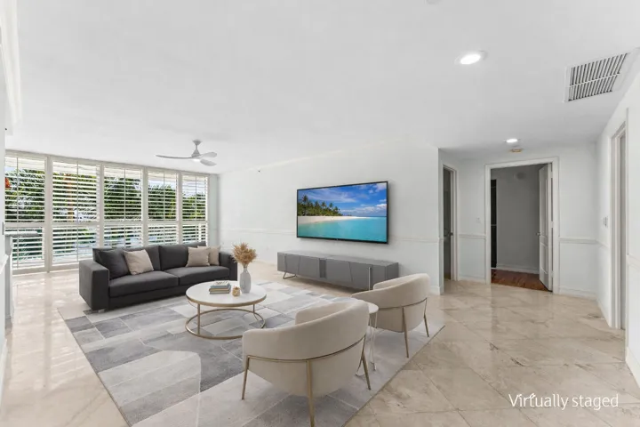 550 SE Mizner Blvd, B501, Boca Raton FL
