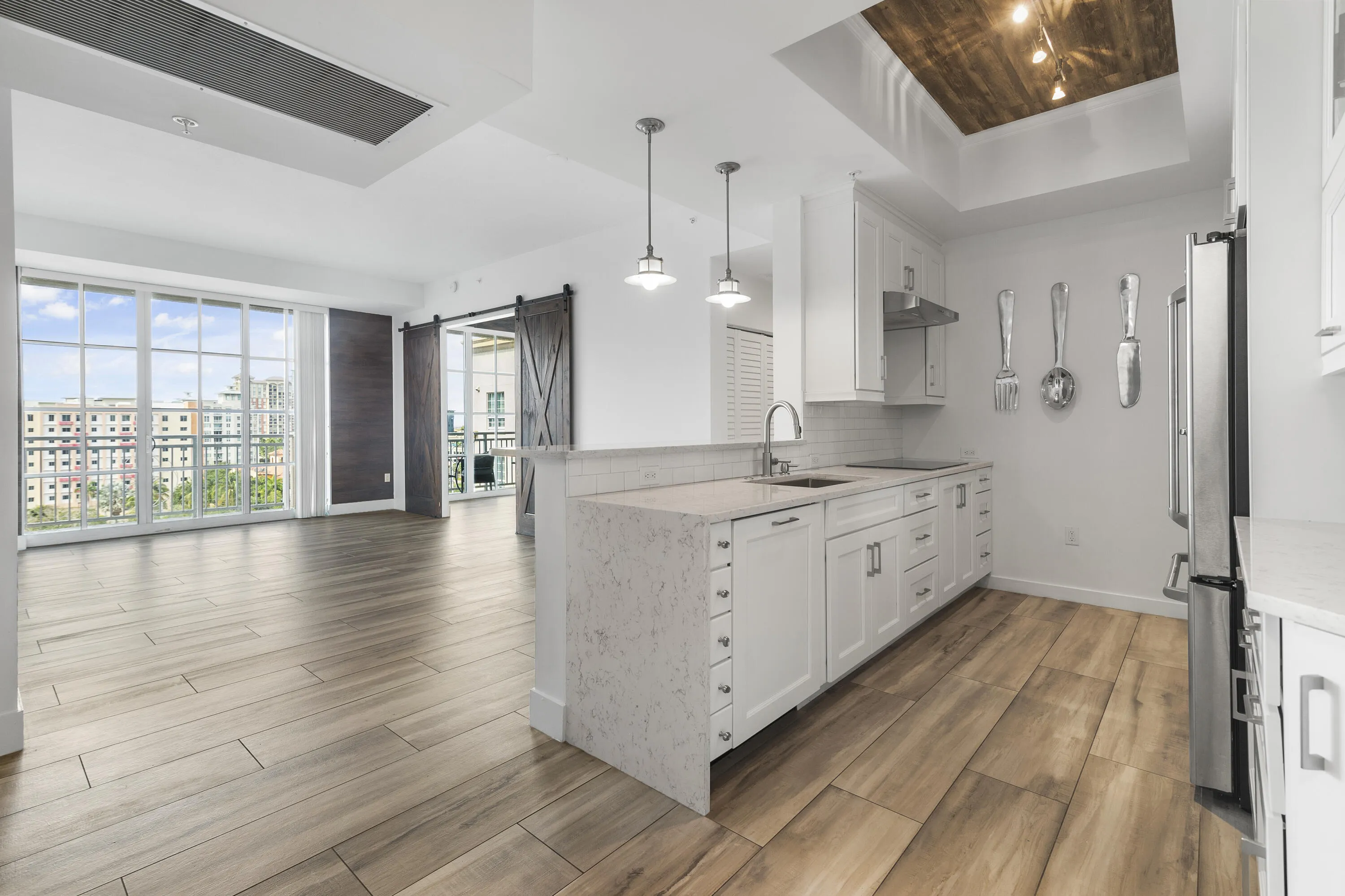 410 Evernia St-print-013-013-DSC8503-400
