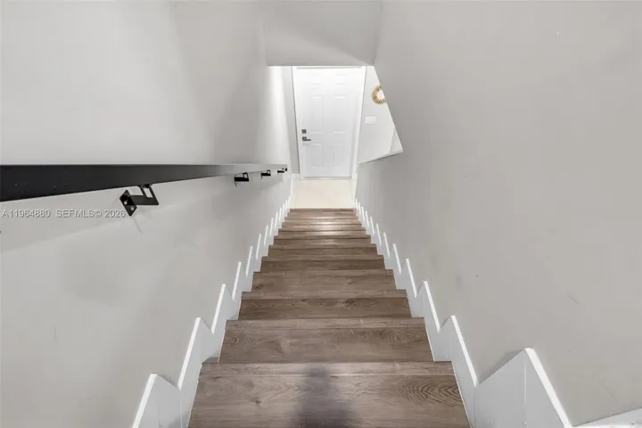 DOWN VIEW