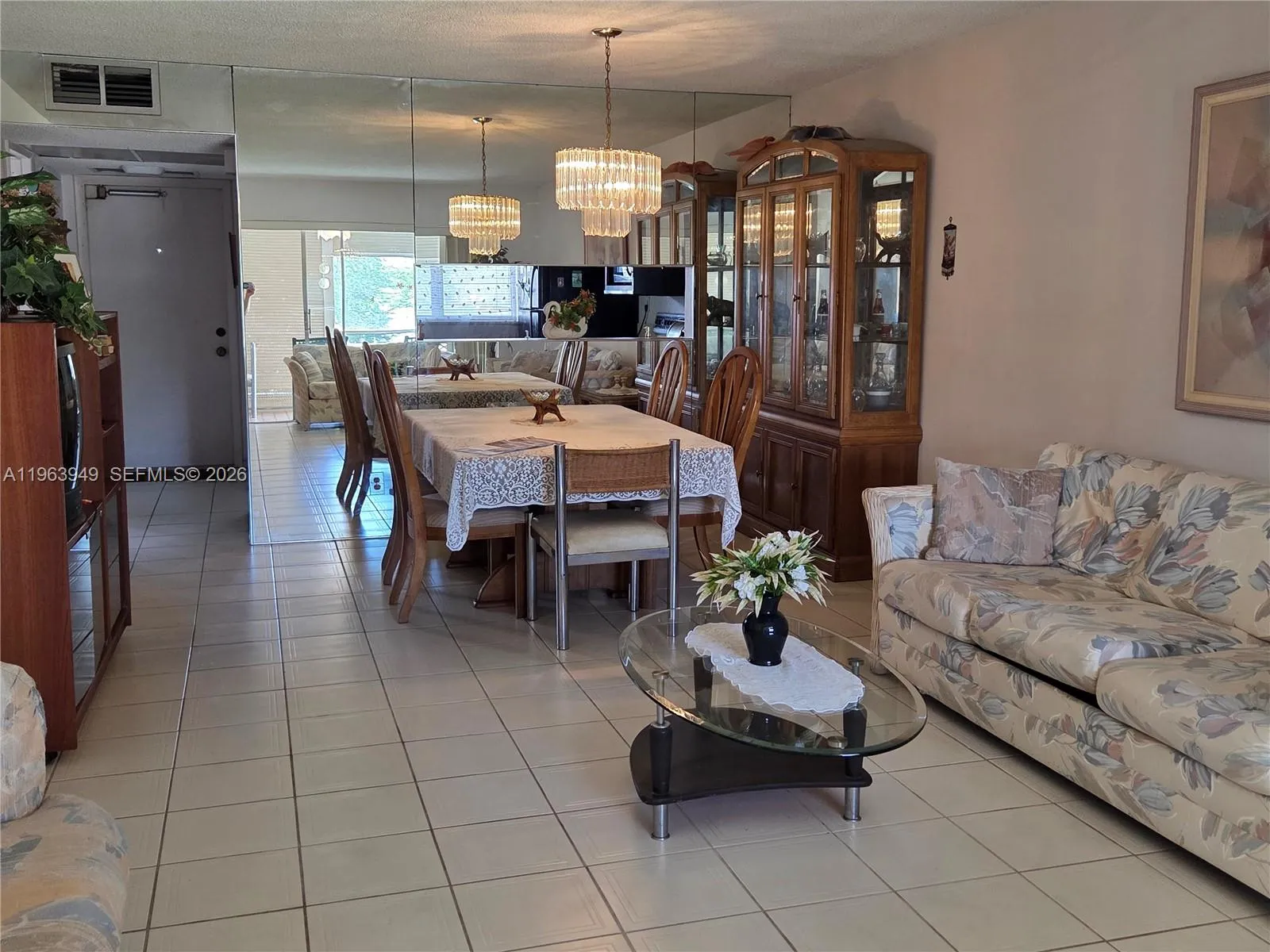 Living space, tile floor​​‌​​​​‌​​‌‌​‌‌​​​‌‌​‌​‌​‌​​​‌​​ throughout