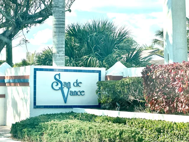 San De Vance Golf and Tennis