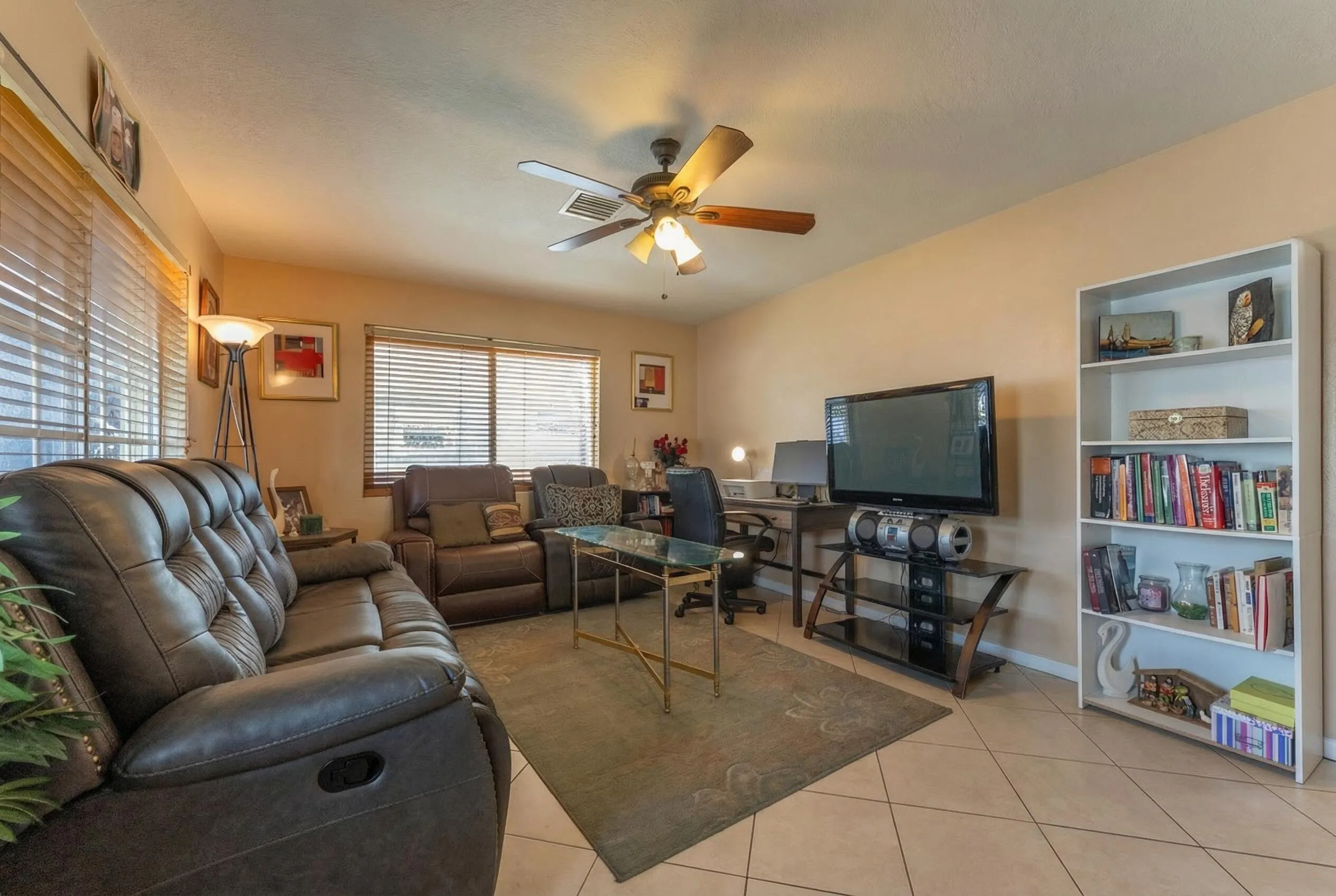 Woolf Realty_137 N 34th_decluttered (11)