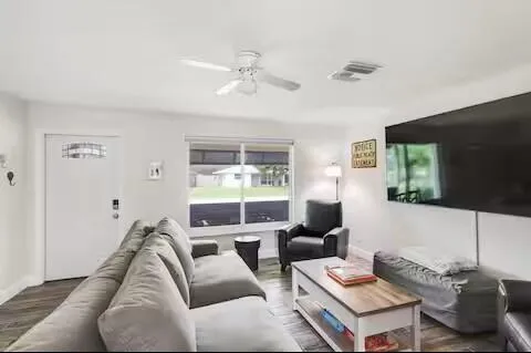 1519 Treemont 2