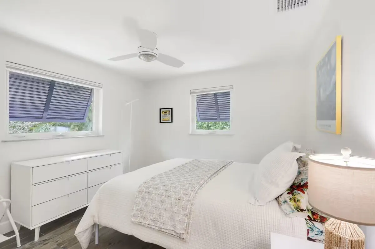 1519 Treemont 13