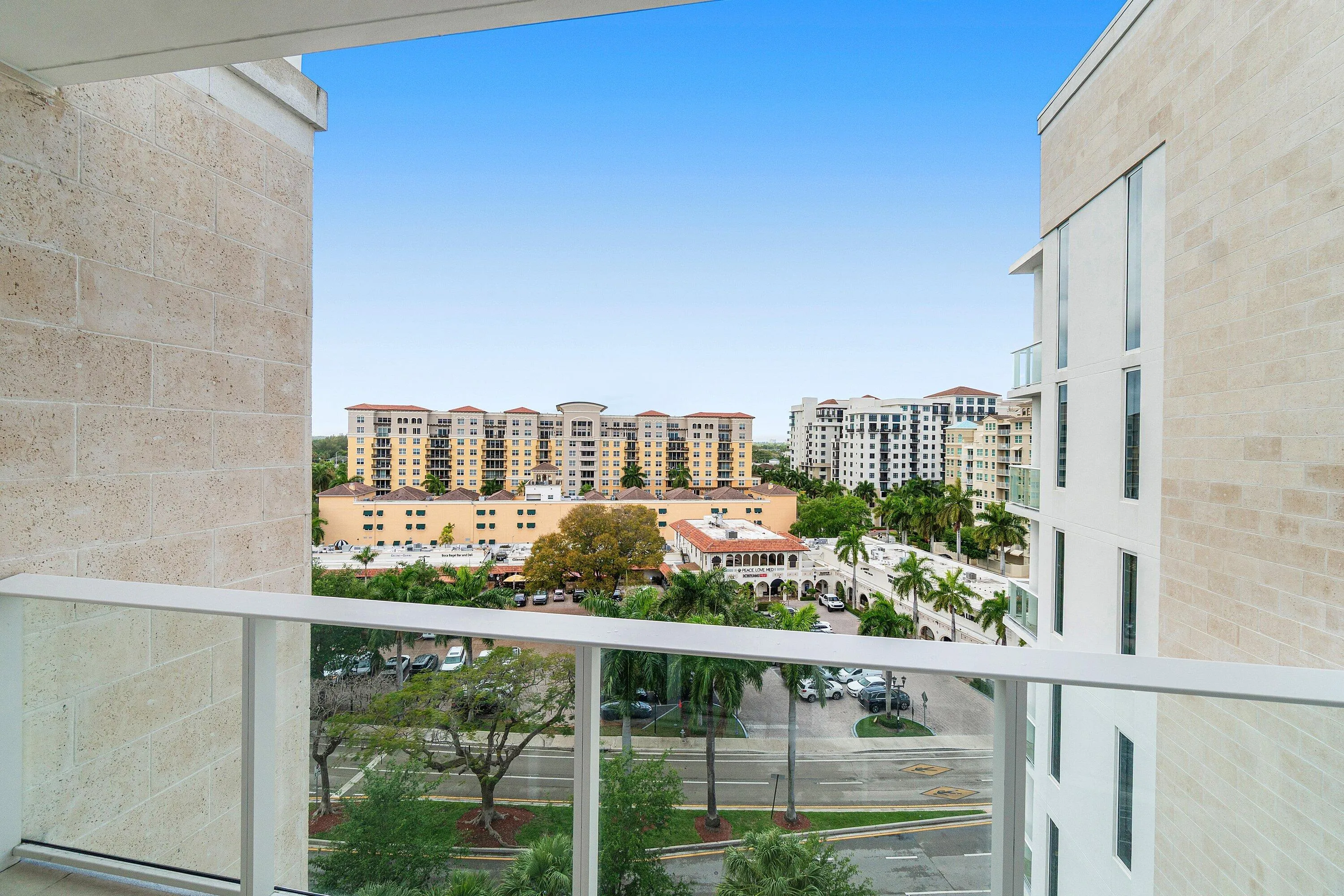 012-200SoutheastMiznerBoulevard-810-Boca