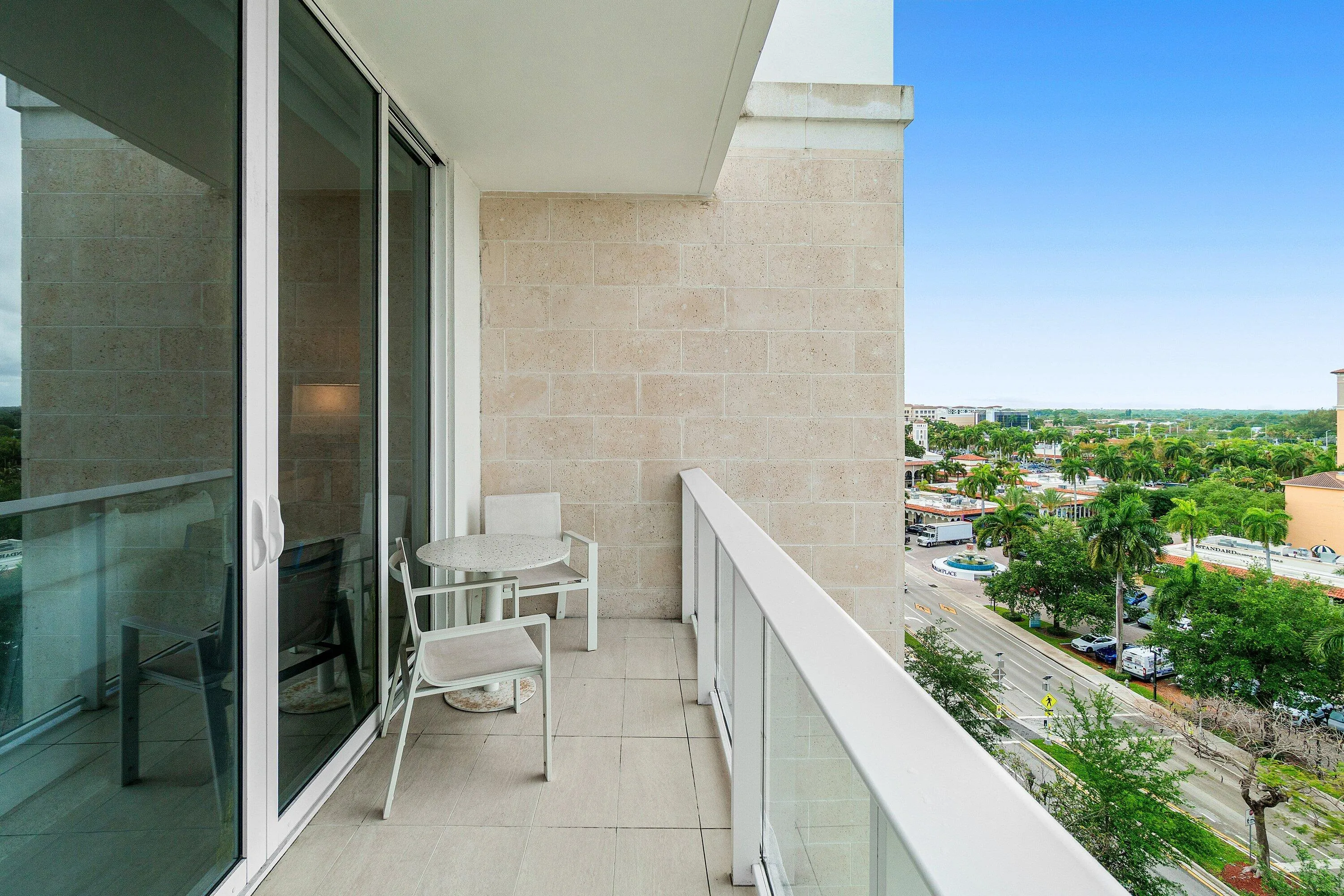 014-200SoutheastMiznerBoulevard-810-Boca