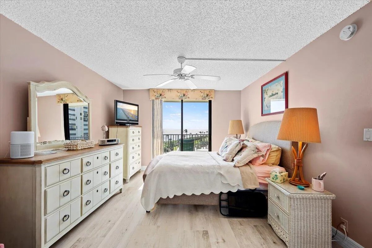 Oceanview Primary Bedroom