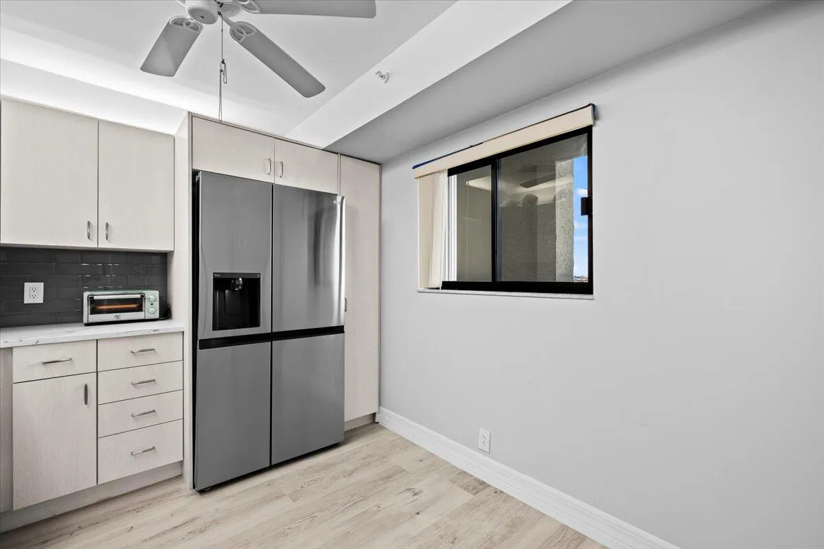 2023 Renovated Kitchen
