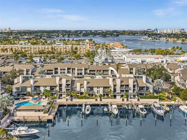 Welcome to Portside Yatch Club #15
