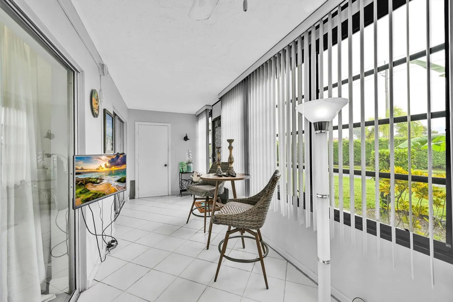 eclosed patio