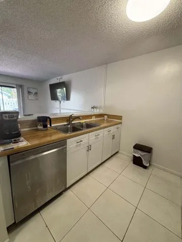kitchen b share