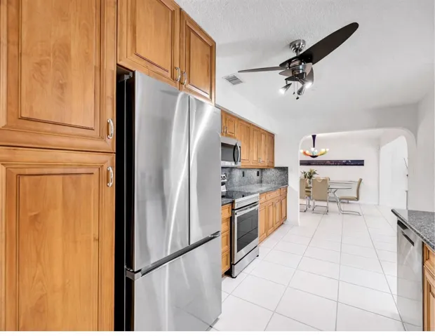 New SS appliances with air fryer oven and more!
