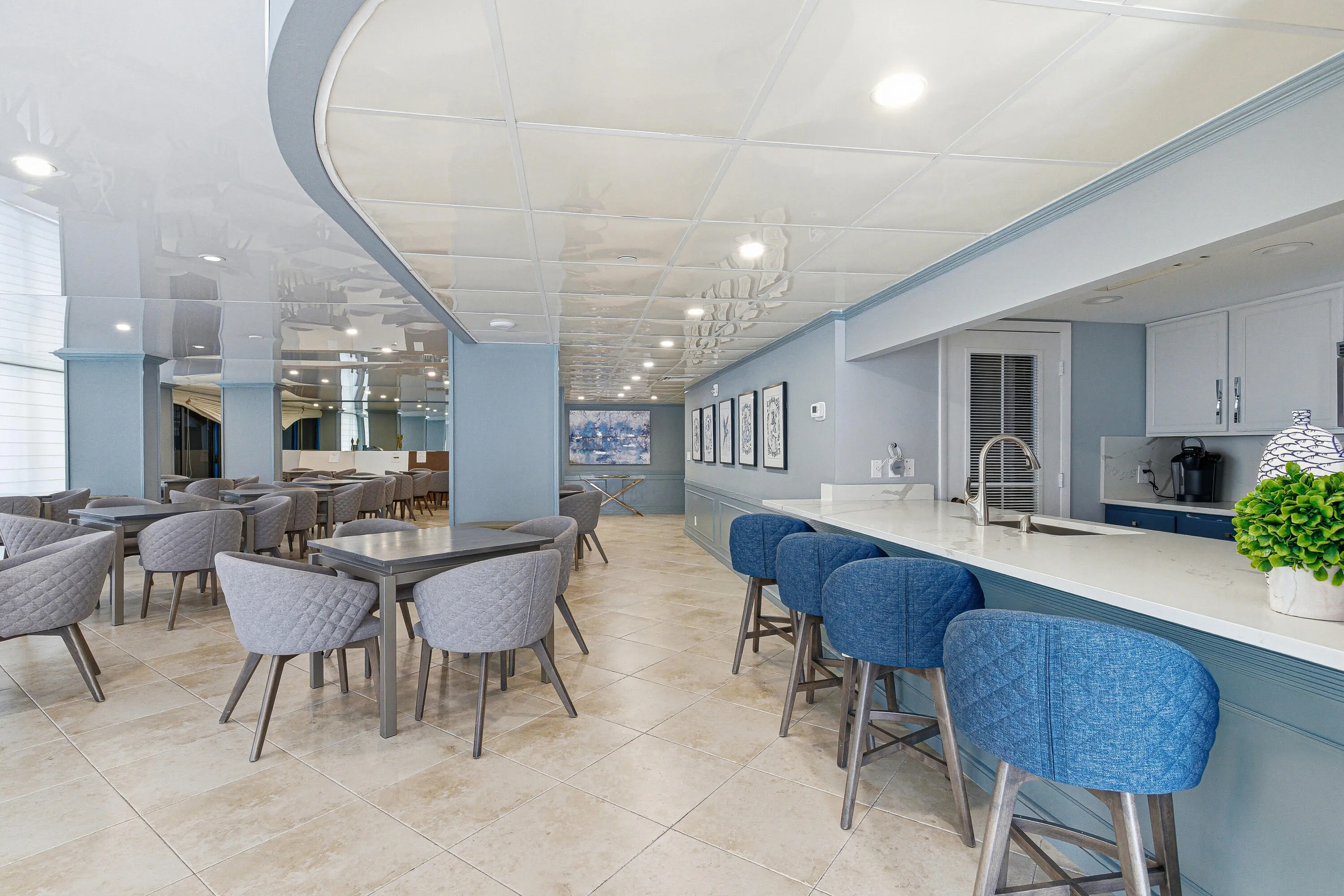 Clubhouse-Lounge-E