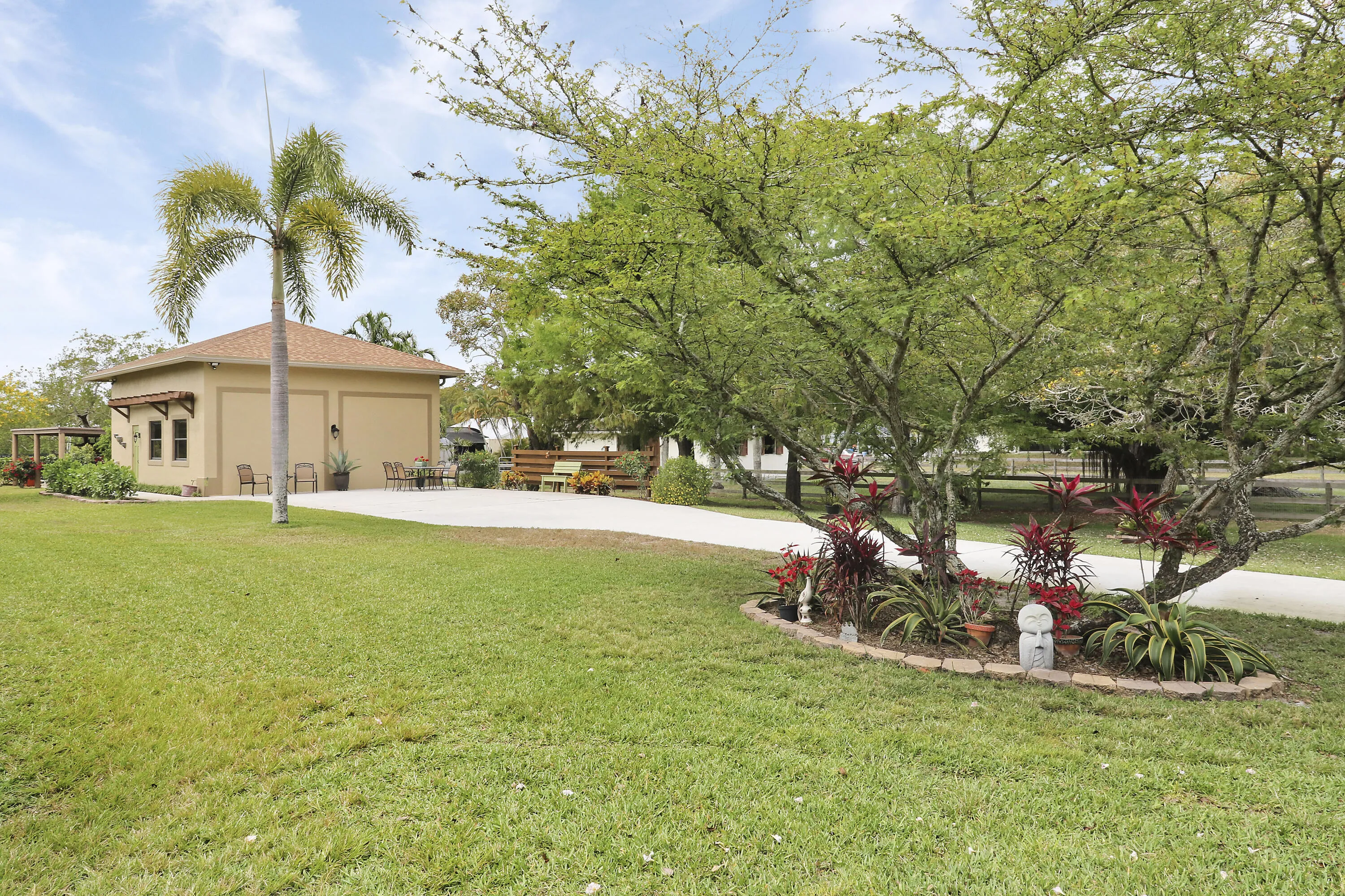 10735 Lantana Road 2