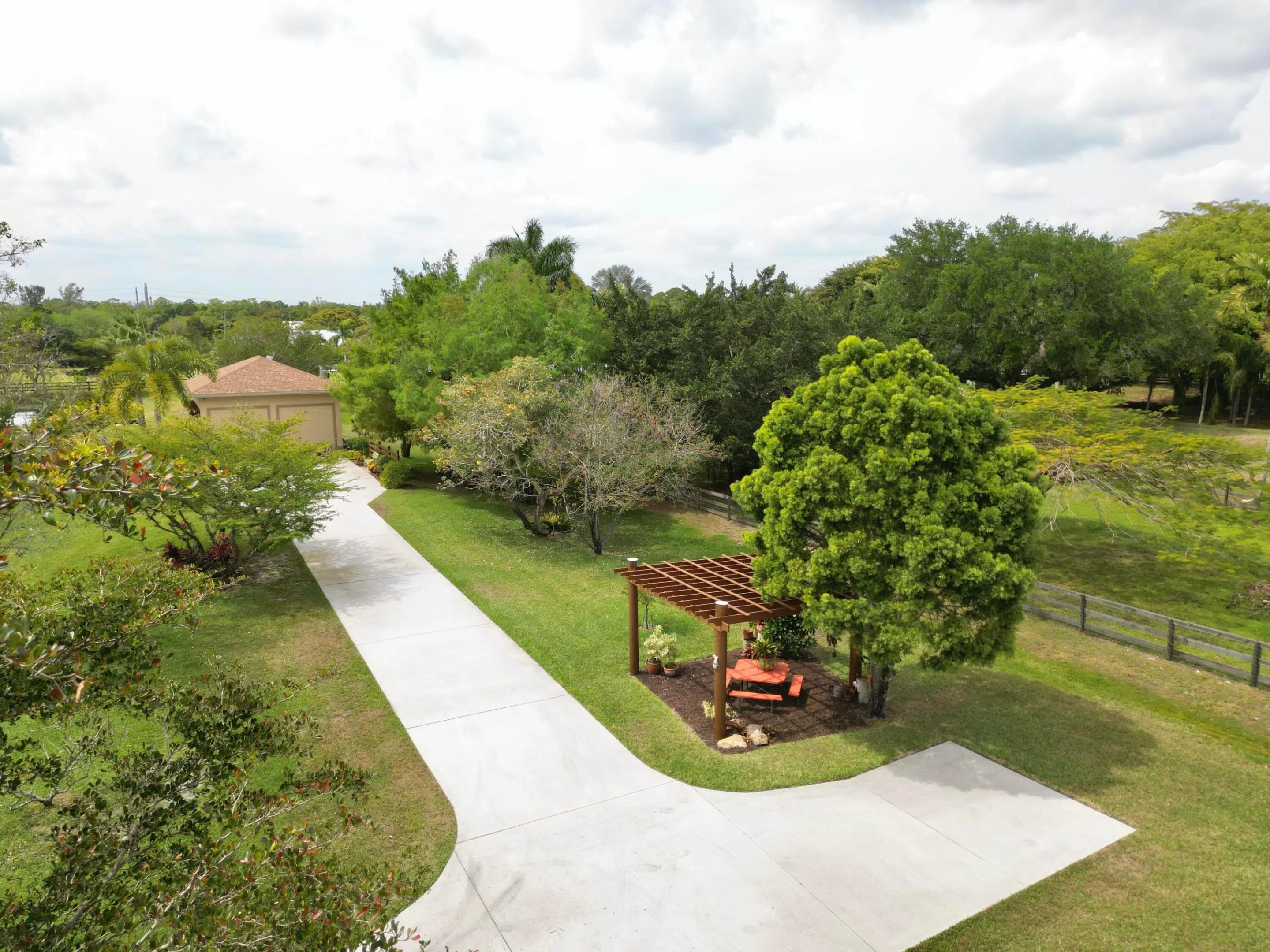 10735 Lantana Road 2