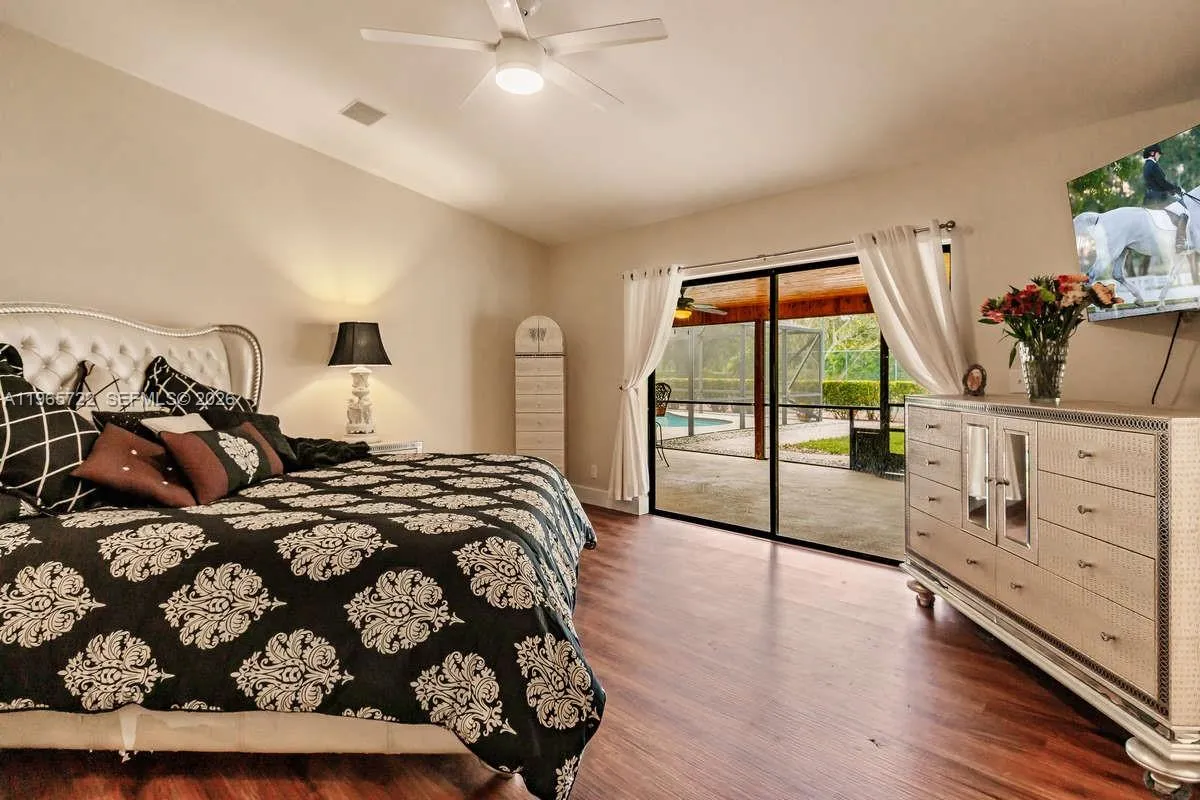 Property photo 36