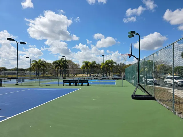 Tennis court