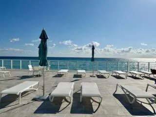 P_Pool Loungers