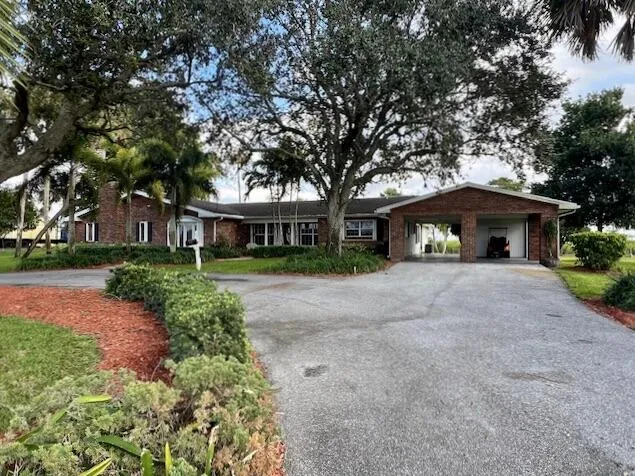 Front Entrance to Property
