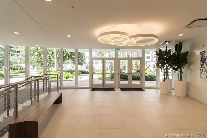Photo 32