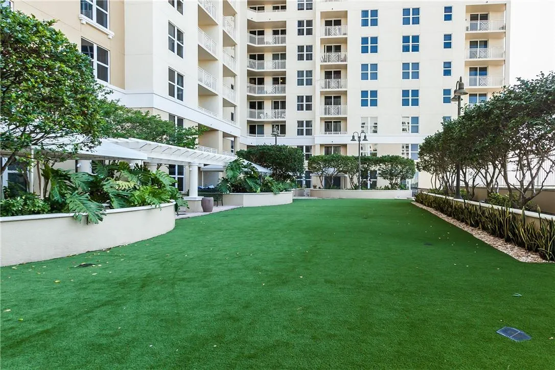 6th Floor - Spa Level Meditation Garden