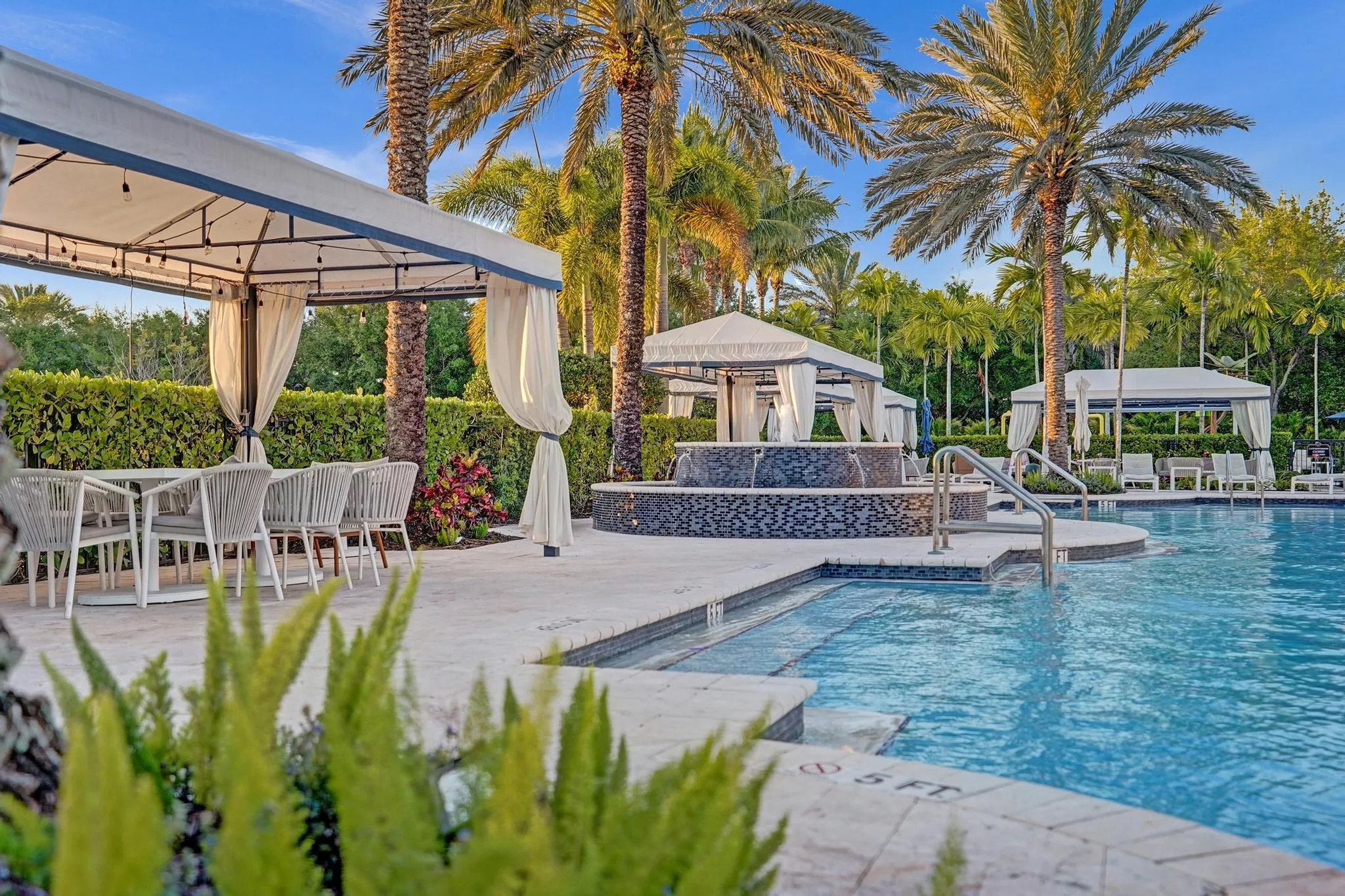 Resort living at your club in the Bridges
