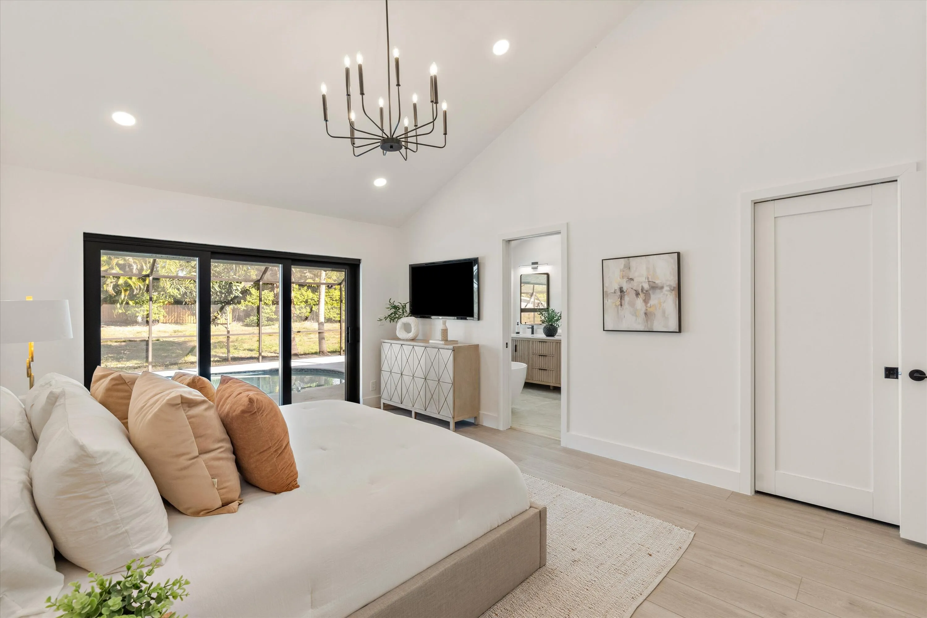 Master suite