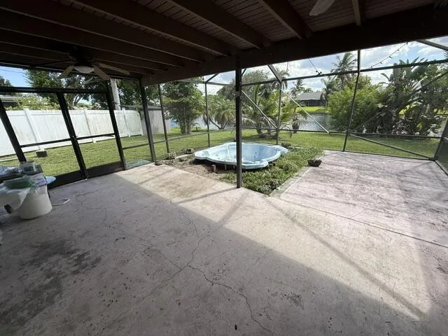 9453 Burlington Pl (Patio)
