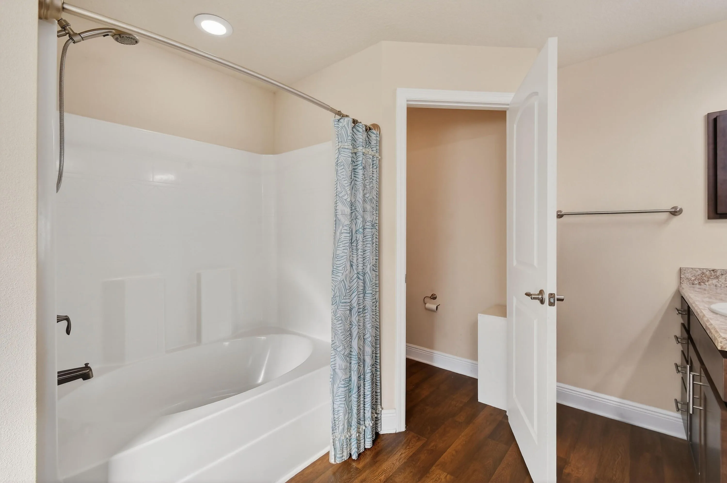 Property photo 45