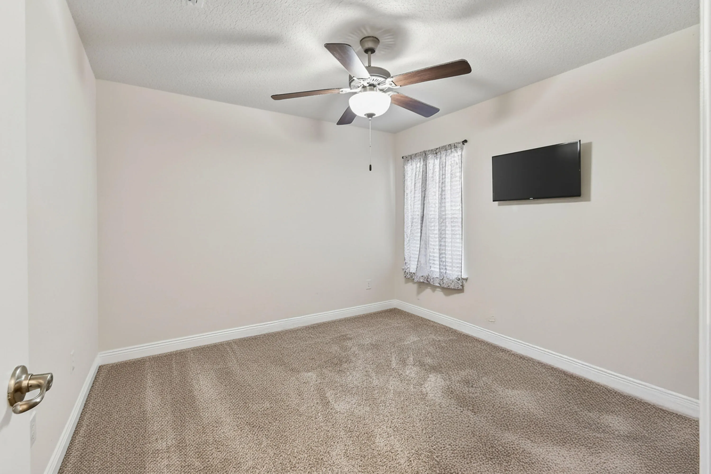Property photo 60