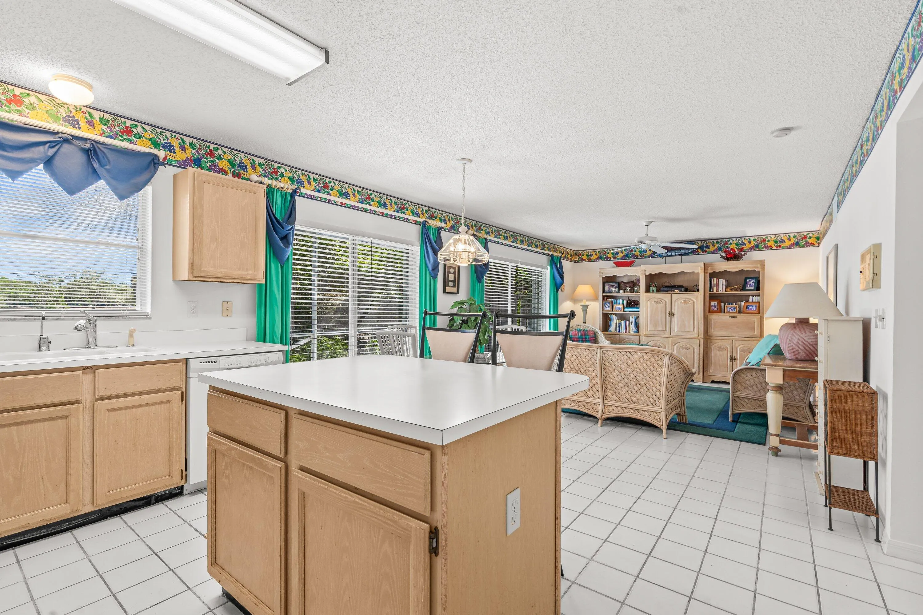 014-2746LinksideDrive-Wellington-FL-3341