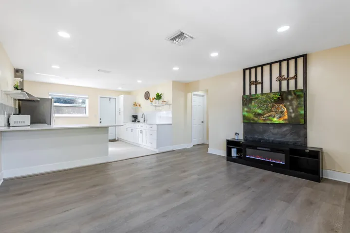 3914SerubiAveLakeWorth-6