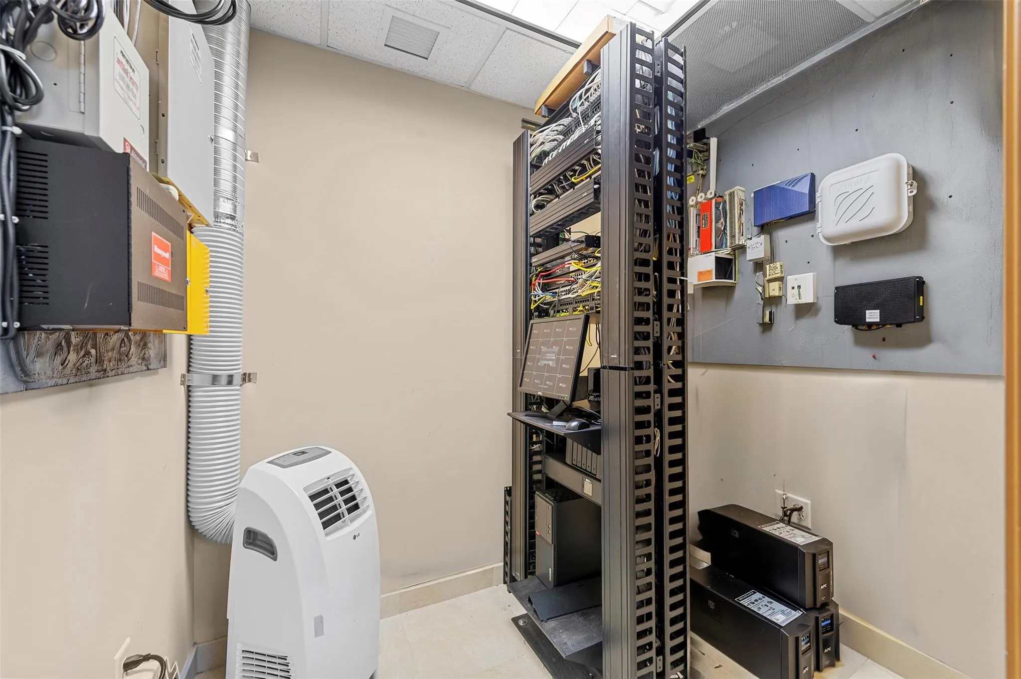 Property photo 30