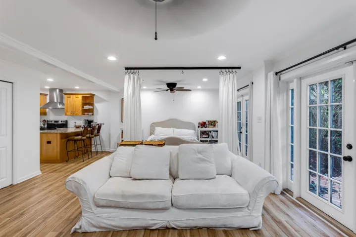 GUEST_BEDROOM_EB