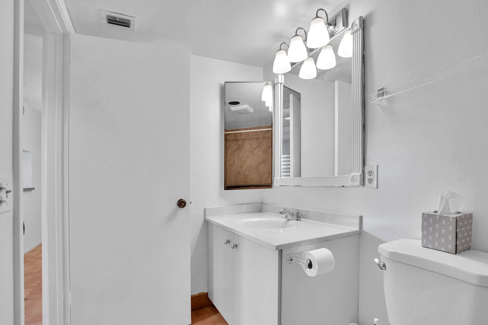GUEST BATHROOM