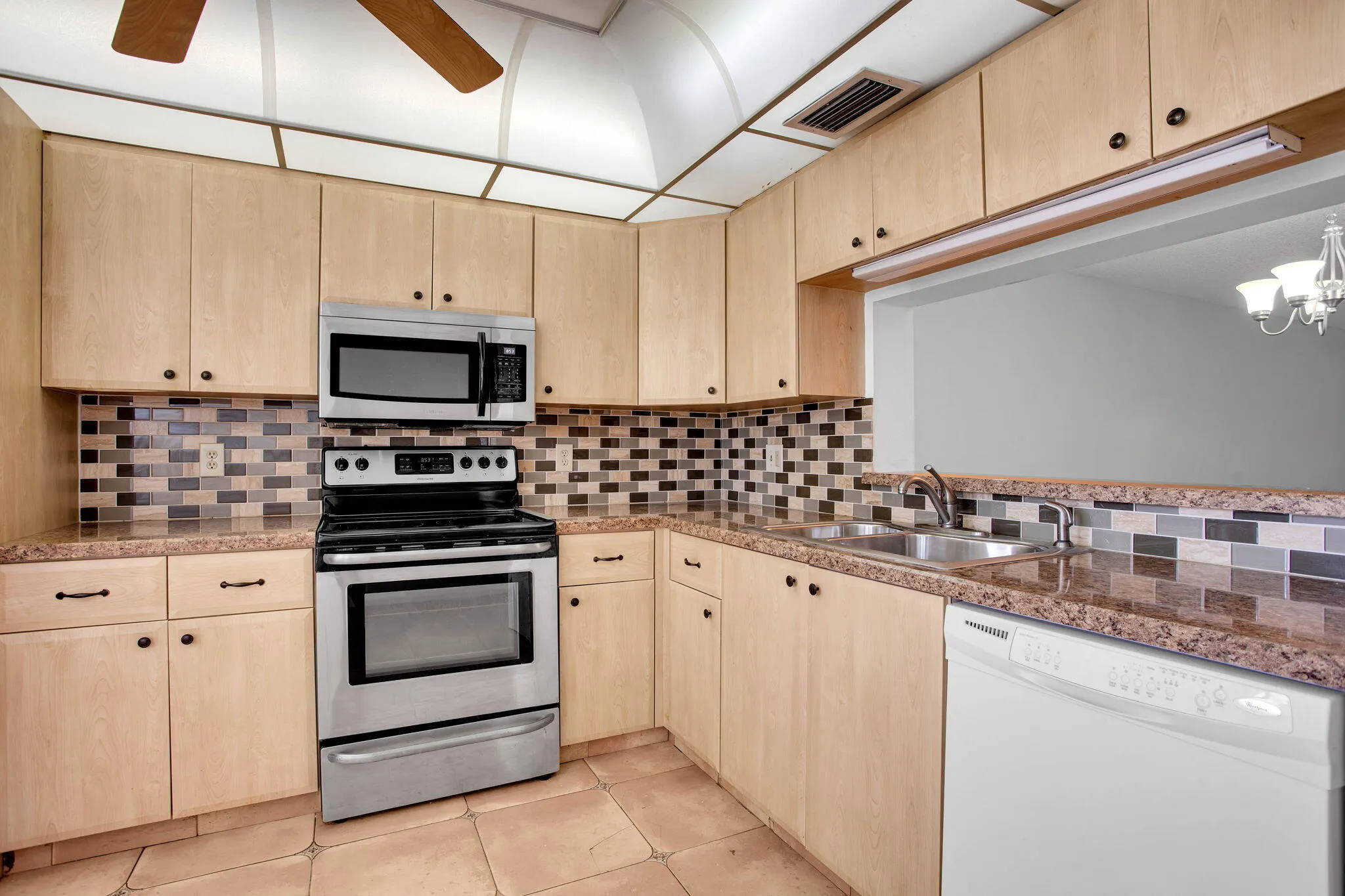 GRANITE COUNTERS