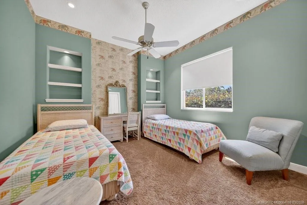 Property photo 24