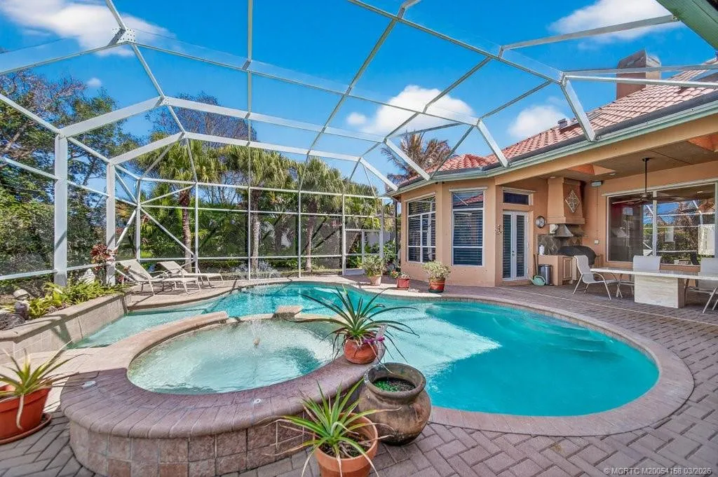 Property photo 32