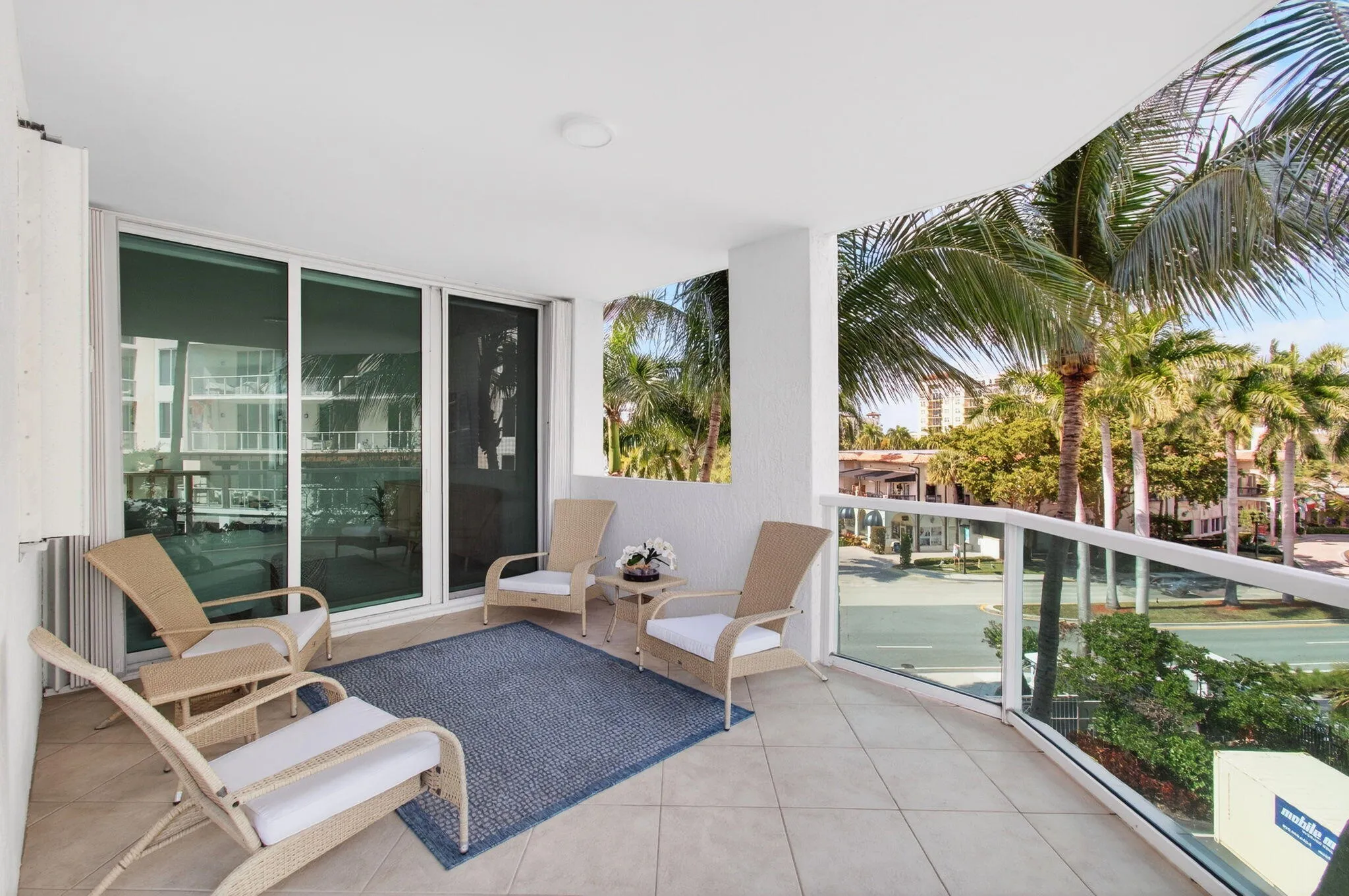 Large wraparound balcony facing north and east