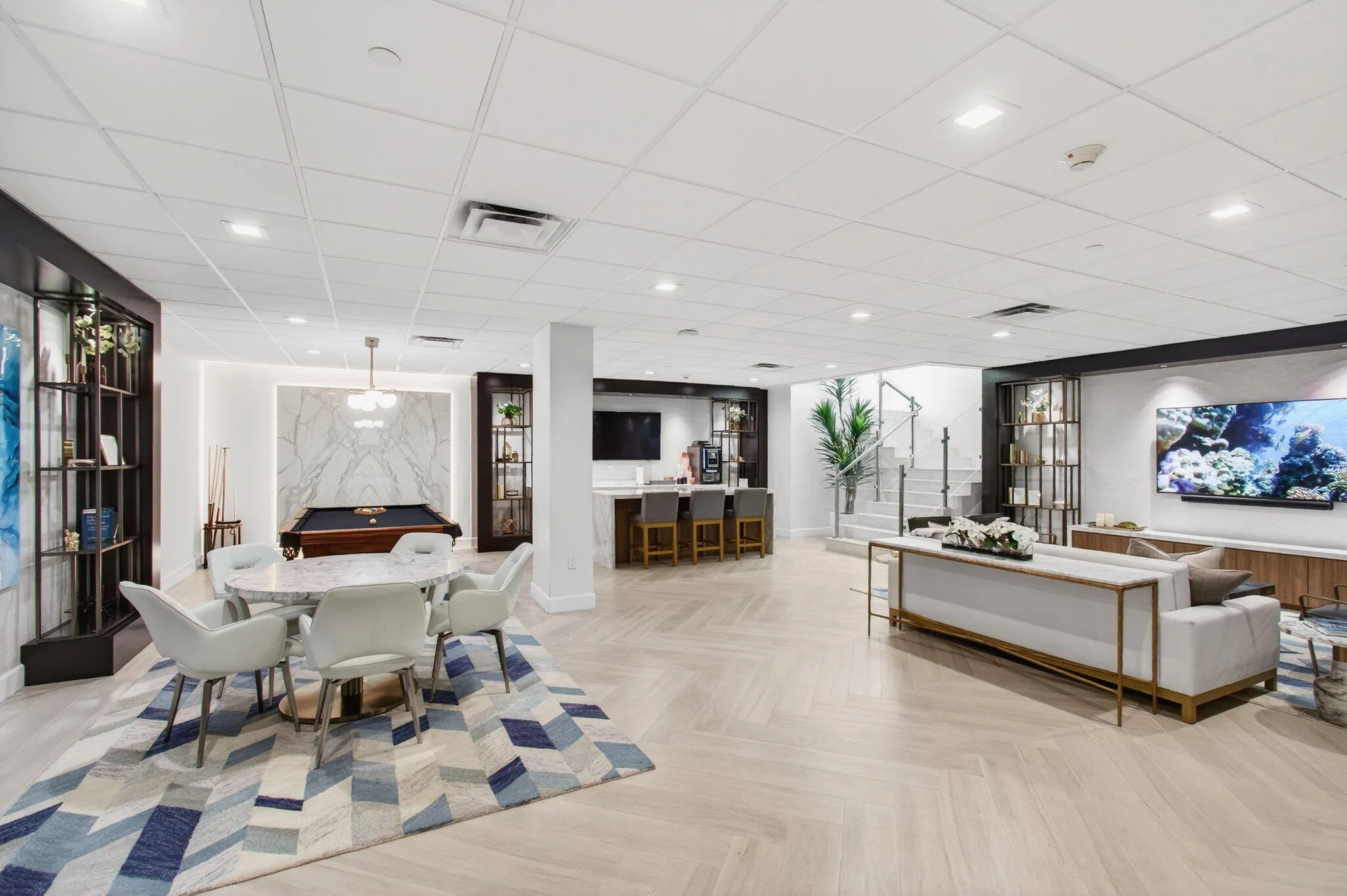 Club Lounge