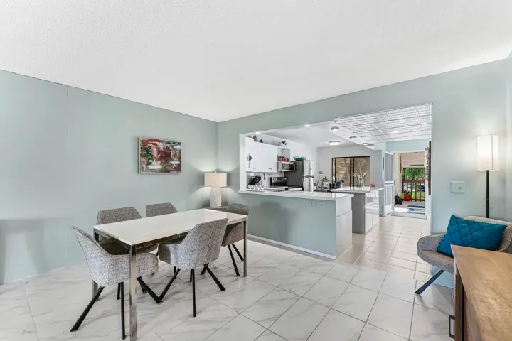 014-10155MangroveDrive-204-BoyntonBeach-