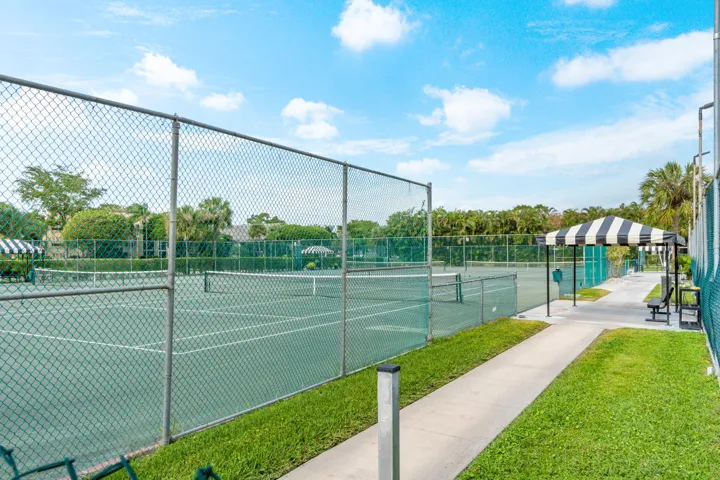 050-10155MangroveDrive-204-BoyntonBeach-