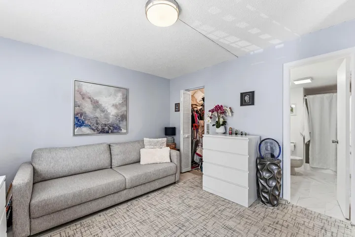 020-10155MangroveDrive-204-BoyntonBeach-